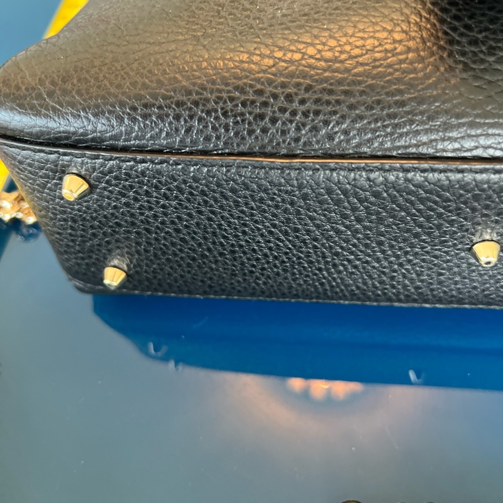 Dollar Calfskin Interlocking G Top Handle Shoulder Bag Black - Picture 8 of 10